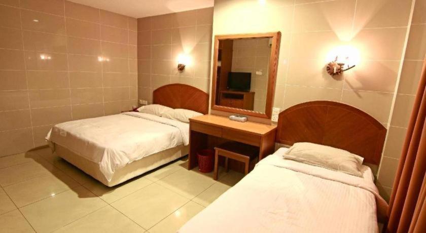 Hotel Ww 2*